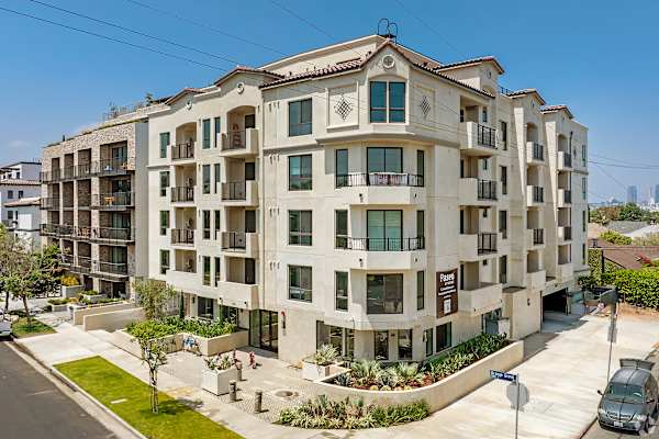 Paseo Living property